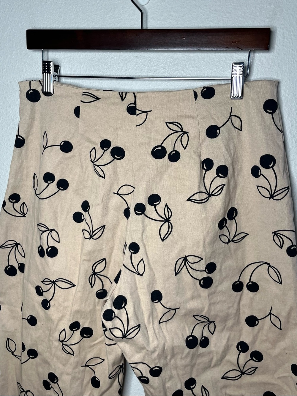 Vintage Tan & Black Cherry Printed Stretch Capri Pant Y2K Summer - Picture 4 of 6